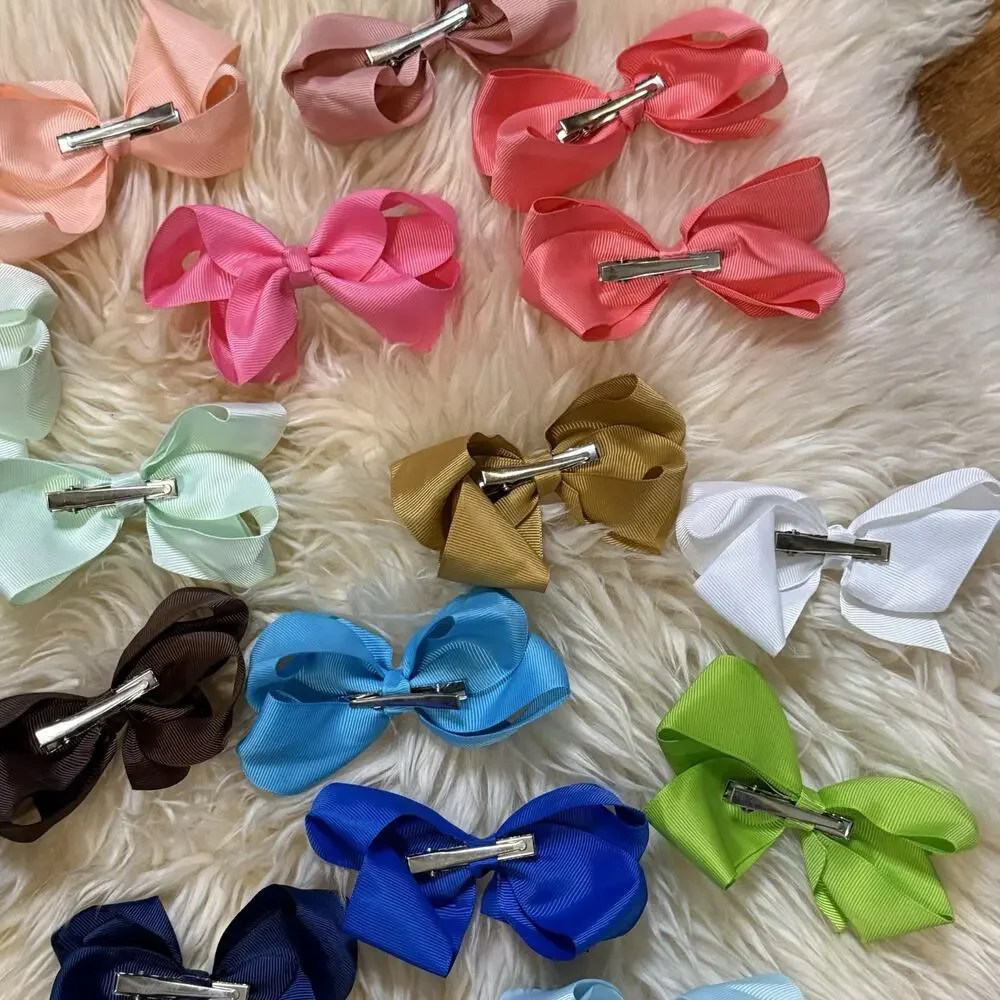 Lot Of 23 boutique style Girls hair bows 4”grosgrain ribbon Alligator Clip